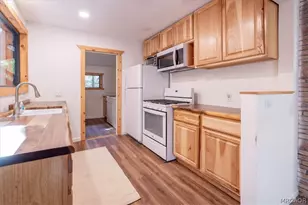 380 Dolly Varden Dr, Lake Arrowhead, CA 92352 - Photo 16