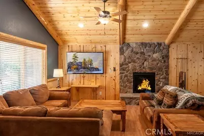 147 N Teakwood Drive, Big Bear Lake, CA 92315 - Photo 2