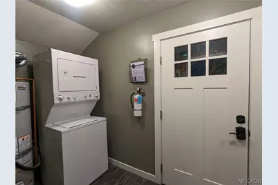 42897 Encino Road, Big Bear Lake, CA 92315 - Photo 22