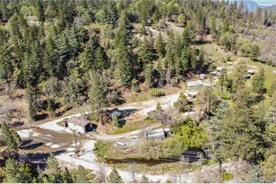 32455 Highway 18, Running Springs, CA 92382 - Photo 26