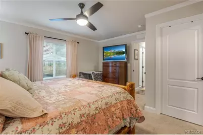 32455 Highway 18, Running Springs, CA 92382 - Photo 22