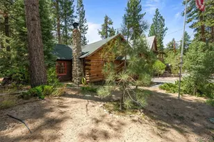 39253 Mohawk Dr, Fawnskin, CA 92333 - Photo 4