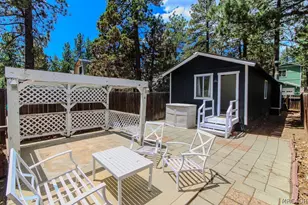 595 Vista Ave, Sugarloaf, CA 92386 - Photo 18