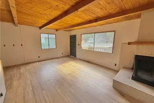551 Highland Ln, Sugarloaf, CA 92386 - Photo 4