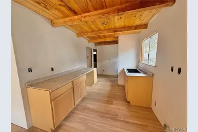 551 Highland Lane, Sugarloaf, CA 92386 - Photo 6