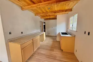551 Highland Ln, Sugarloaf, CA 92386 - Photo 6
