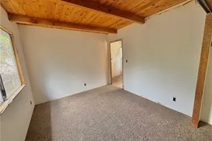 551 Highland Ln, Sugarloaf, CA 92386 - Photo 8