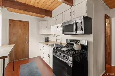 759 Spruce Lane, Sugarloaf, CA 92386 - Photo 10