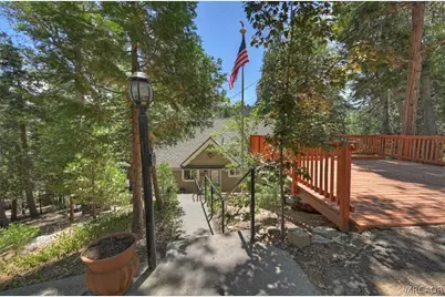 363 Castle Gate Road, Lake Arrowhead, CA 92352 - Photo 2