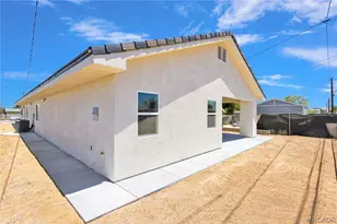 16443 Pine St, Hesperia, CA 92345 - Photo 42