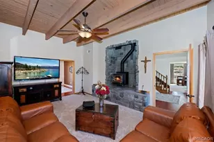 39495 Raccoon Dr, Fawnskin, CA 92333 - Photo 8