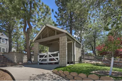 39495 Raccoon Drive, Fawnskin, CA 92333 - Photo 52