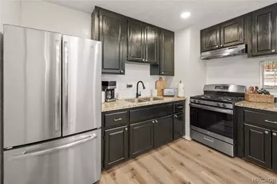 1017 E Country Club Boulevard, Big Bear City, CA 92314 - Photo 18
