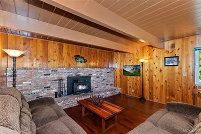 26661 Lake Forest Drive, Twin Peaks, CA 92391 - Photo 4