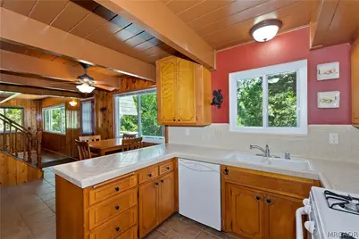26661 Lake Forest Drive, Twin Peaks, CA 92391 - Photo 8