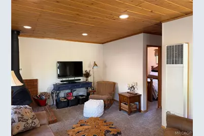 39155 Cedar Dell Road, Fawnskin, CA 92333 - Photo 26