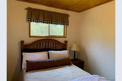 39155 Cedar Dell Road, Fawnskin, CA 92333 - Photo 34