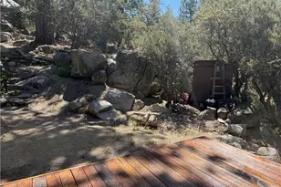 39155 Cedar Dell Rd, Fawnskin, CA 92333 - Photo 40