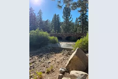 39160 Seminole Drive, Fawnskin, CA 92333 - Photo 8