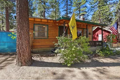 328 E Mojave Boulevard, Big Bear City, CA 92314 - Photo 2