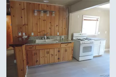 745 Sunset Lane, Big Bear Lake, CA 92386 - Photo 8