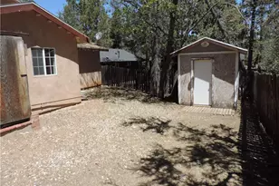 745 Sunset Ln, Sugarloaf, CA 92386 - Photo 4