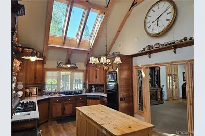 41072 Maryland Road, Big Bear Lake, CA 92315 - Photo 18