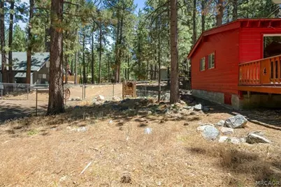 41446 Oak Street, Big Bear Lake, CA 92315 - Photo 2