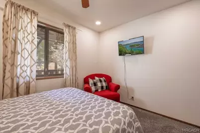 205 Dutch Way, Big Bear City, CA 92314 - Photo 30