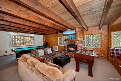 43659 Wolf, Big Bear Lake, CA 92315 - Photo 32