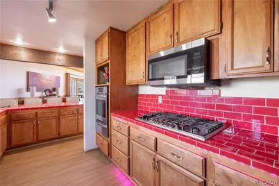1098 Mt Verdi Road, Big Bear City, CA 92314 - Photo 10