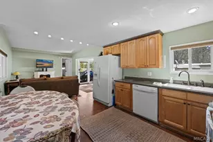 391 Montclair Dr, Big Bear City, CA 92314 - Photo 16