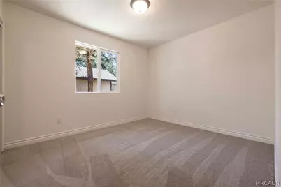 448 Victoria Lane, Sugarloaf, CA 92386 - Photo 20