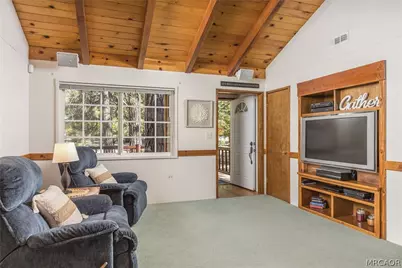 39158 Chincapin Road, Big Bear Lake, CA 92315 - Photo 24