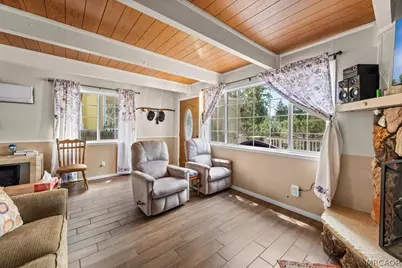 127 Vista Lane, Sugarloaf, CA 92386 - Photo 10