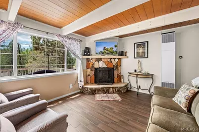 127 Vista Lane, Sugarloaf, CA 92386 - Photo 8