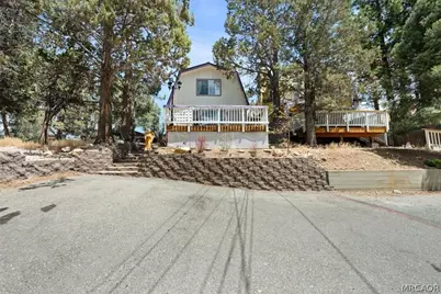 127 Vista Lane, Sugarloaf, CA 92386 - Photo 2