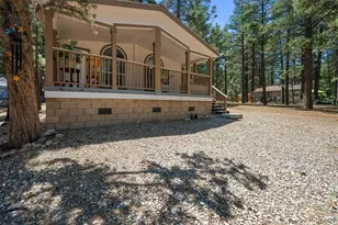 2016 Mahogany Ln, Big Bear City, CA 92314 - Photo 4