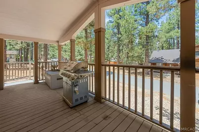 2016 Mahogany Lane, Big Bear City, CA 92314 - Photo 6