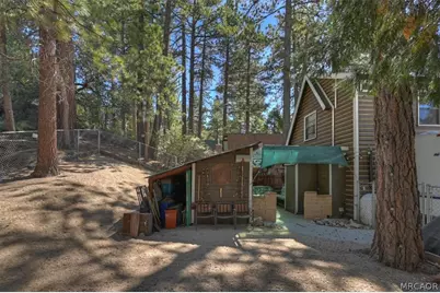 39252 Mohawk Drive, Fawnskin, CA 92333 - Photo 28