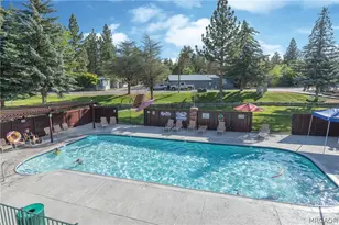 391 Montclair Dr, Big Bear City, CA 92314 - Photo 8