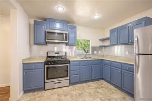 391 Montclair Dr, Big Bear City, CA 92314 - Photo 18