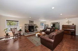 41725 Mockingbird Dr, Big Bear Lake, CA 92315 - Photo 4