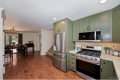 41725 Mockingbird Drive, Big Bear Lake, CA 92315 - Photo 14