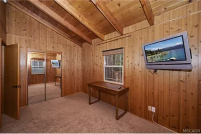 833 E Barker Boulevard, Big Bear City, CA 92314 - Photo 20