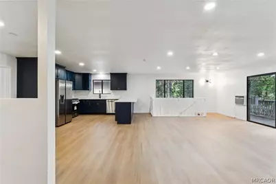24612 Bernard Drive, Crestline, CA 92325 - Photo 10