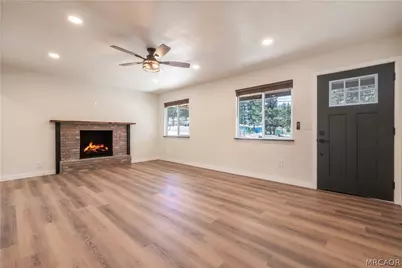 304 Greenspot Boulevard, Big Bear City, CA 92314 - Photo 14
