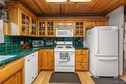 1354 Silverado Road, Big Bear City, CA 92314 - Photo 10