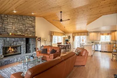 1171 Alameda Road, Big Bear City, CA 92314 - Photo 6