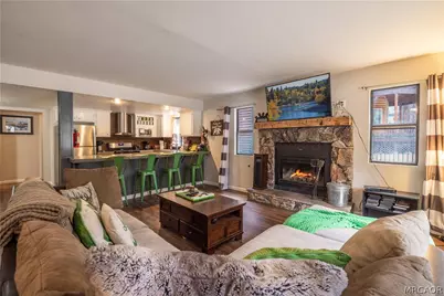 733 Summit Boulevard #2, Big Bear City, CA 92315 - Photo 4